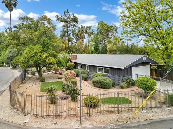 5300 Winnetka Ave, Woodland Hills, CA 91364