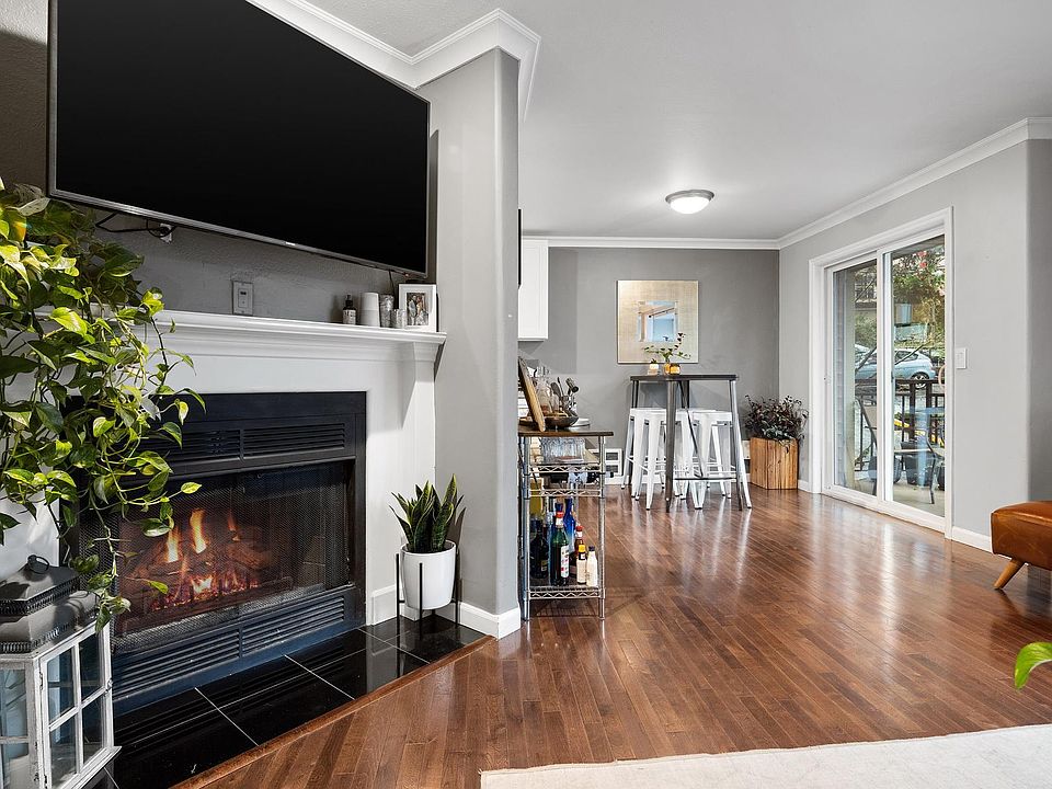 1st image of 17016 128th Ln NE