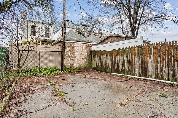 Rented by Douglas Elliman | media 5