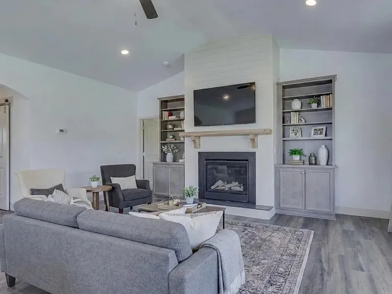 106 Glory Rd — Photo 18