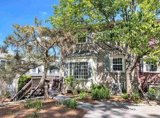 96 Cannongate Iii Rd, Nashua, NH 03063