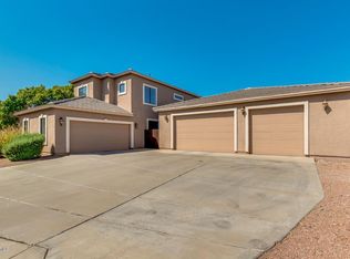 8604 S 10th Dr, Phoenix, AZ 85041