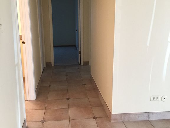 3rd image of 2086 Saint Johns Ave APT 106