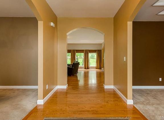 3rd image of 10 Wynnbrooke Manor Ct