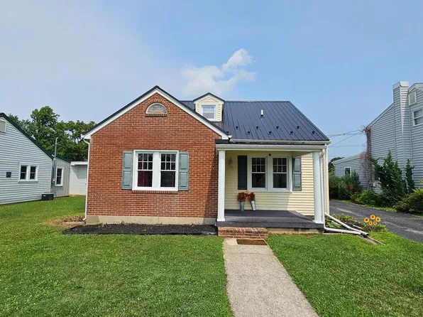 1137 Stanley Ave, Chambersburg, PA 17201