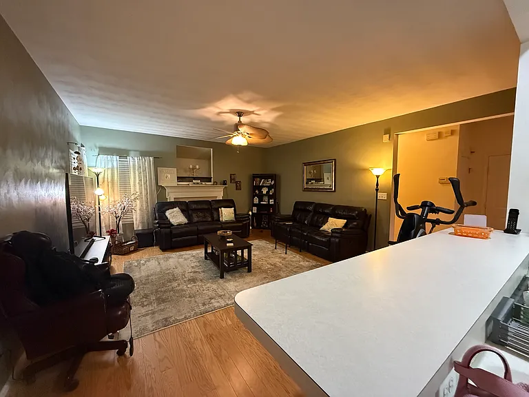 1308 Crosswood Ln — Photo 4