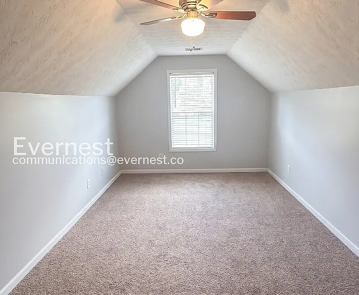 190 Greenland Dr — Photo 23