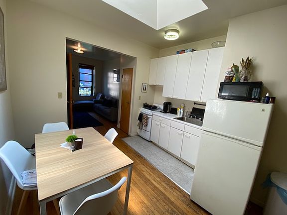 2nd image of 444 E 78th St APT 17