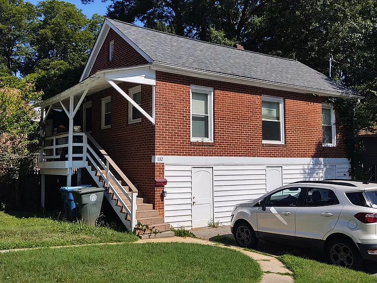 400 Wiley Ave #C — Photo 9