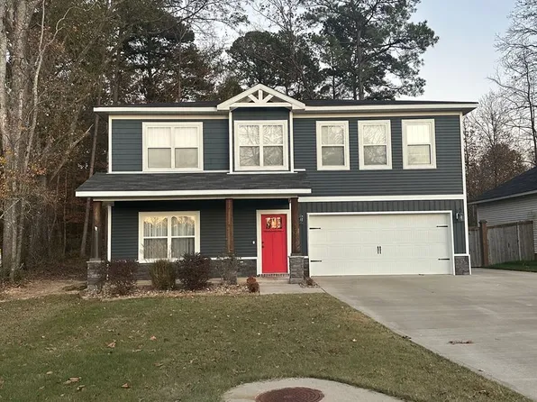 2933 Gillis Dr, Benton, AR 72015