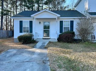 406 Winners Cir N, Jacksonville, NC 28546