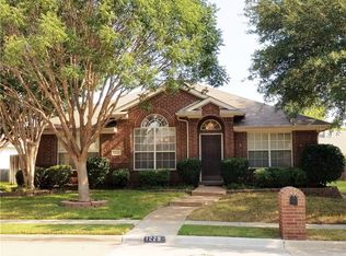 1229 Valley Oaks Dr, Lewisville, TX 75067