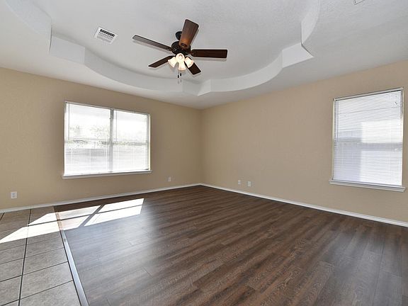 5th image of 8247 Elm Glade