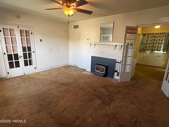 4th image of 616 S 13th Ave