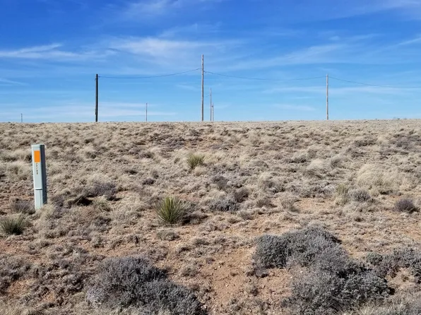 8910 Broadmoor Rd, Moriarty, NM 87035