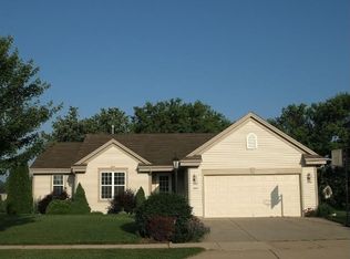 3732 Stillwater Cir, Waukesha, WI 53189