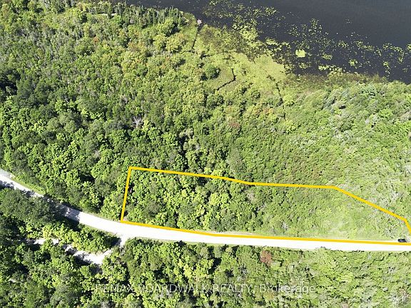 4th image of 1116 Ennis Rd