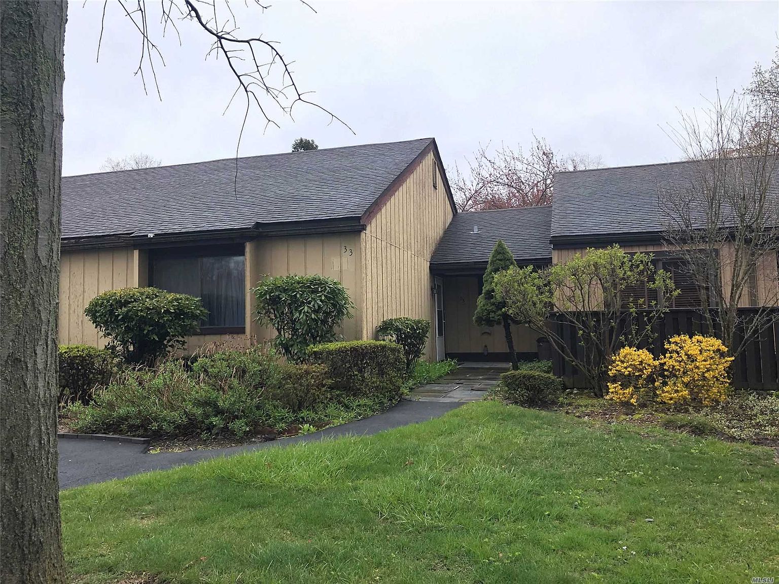 33 Strathmore Gate Dr, Stony Brook, NY 11790 Zillow
