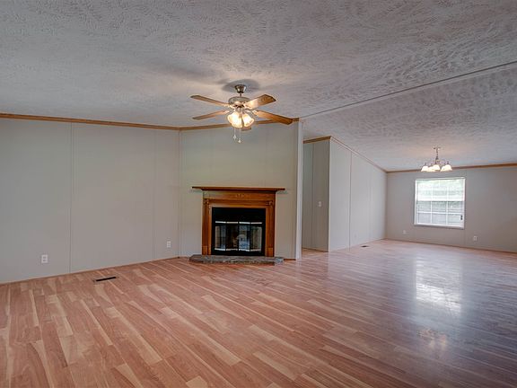 4th image of 1013 King St