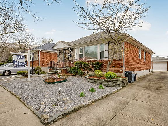 262-15 60th Rd, Little Neck, NY 11362 | Zillow