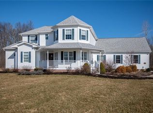 3901 Tuscany Ct, Hermitage, PA 16148