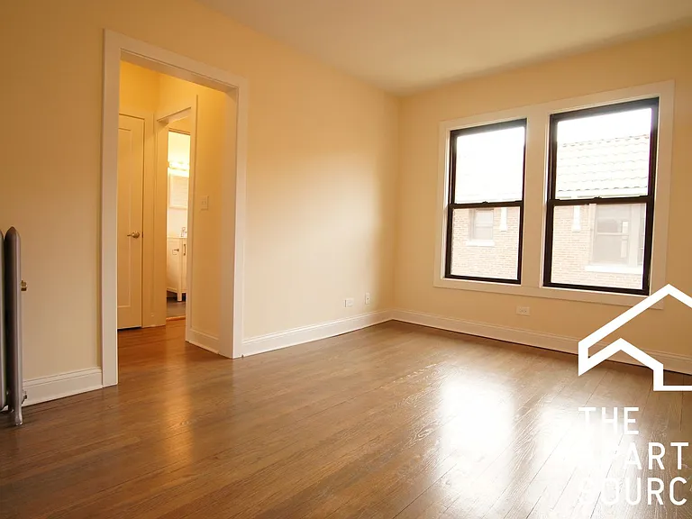 2643 N Spaulding Ave #3W — Photo 3