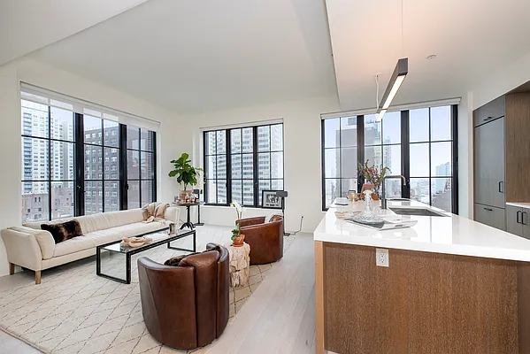 Rented by R New York | media 7