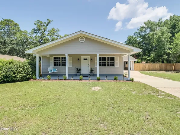 2128 Atkinson Rd, Biloxi, MS 39531