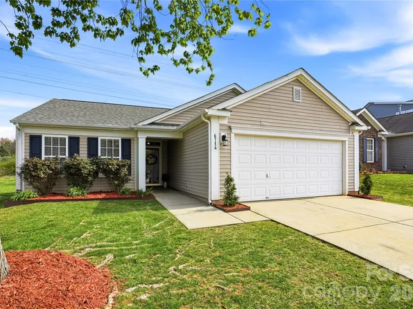 6714 Wicked Oak Ln, Charlotte, NC 28216
