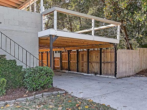 Carport