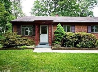 3201 Rollin Rd, Falls Church, VA 22042
