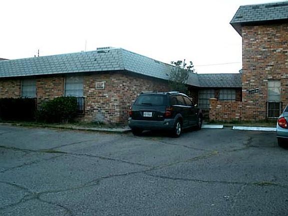 5th image of 10523 Gran Cima Ln APT A