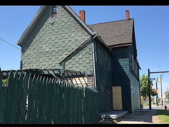 2nd image of 85 E Utica St