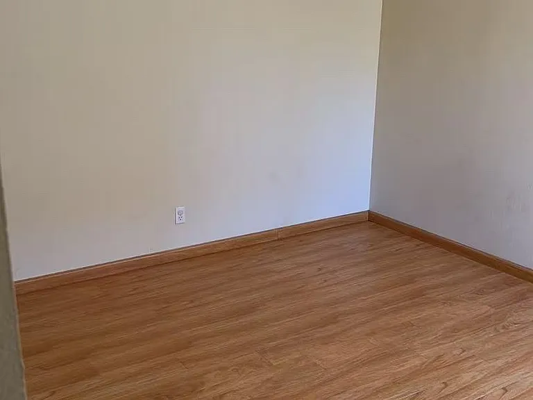 1218 S Cypress Ave #F — Photo 11