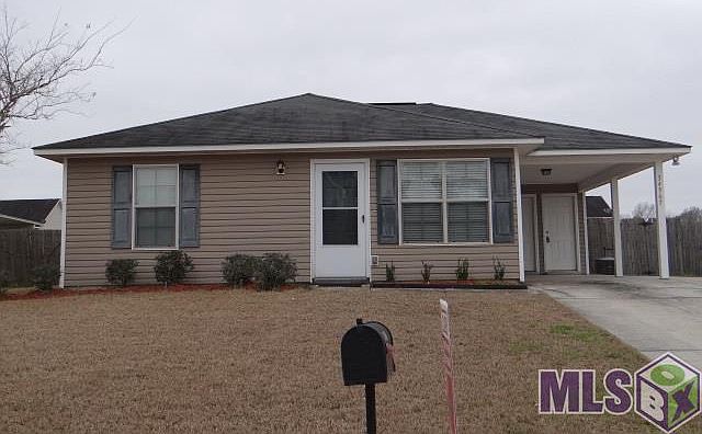 1st image of 34967 Rayville Dr