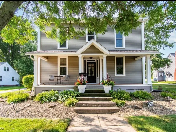 237 W Main St, Canfield, OH 44406