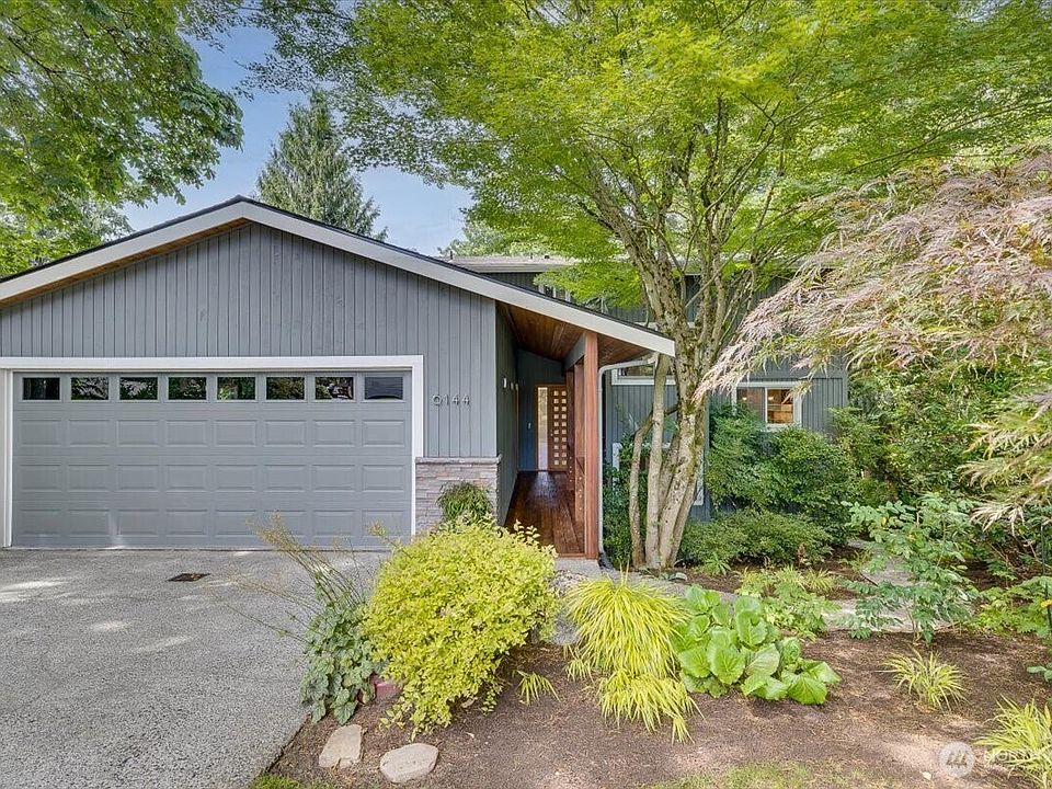 1st image of 6144 NE 194th Place
