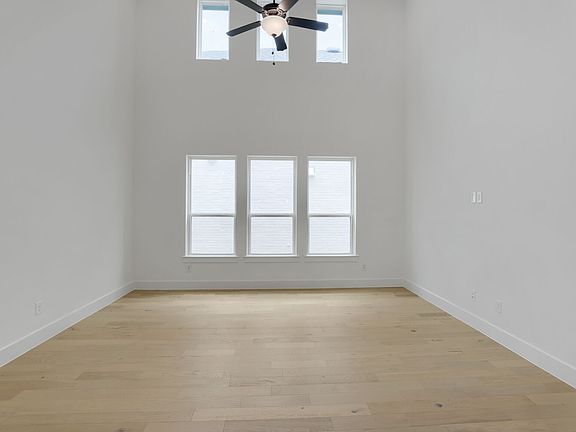 1608 Ramble - Living Area