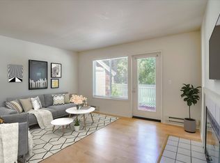 226 Marina Lakes Dr, Richmond, CA 94804