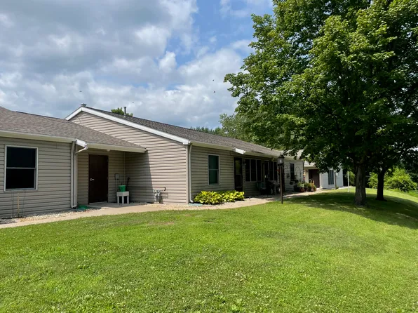 11775 South St #9, Trempealeau, WI 54661