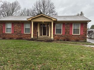 7505 Tempsclair Rd, Louisville, KY 40220