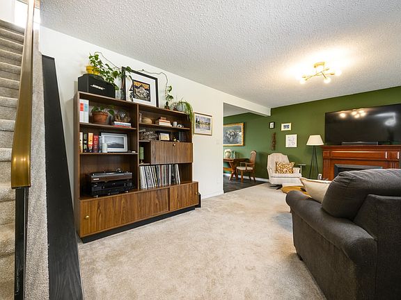 3rd image of 4233 85th St NW