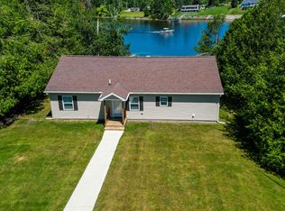 1817 Lindburgh Ln, Cheboygan, MI 49721
