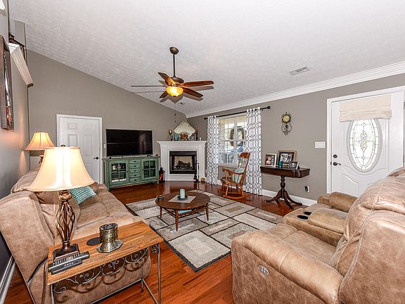 3rd image of 3312 Joseph Gate Ln