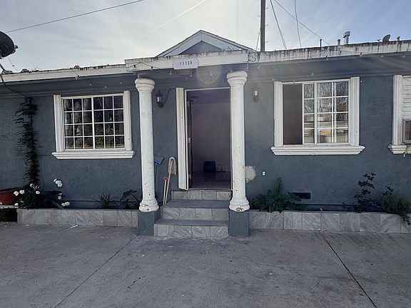 4th image of 11138 Duncan Ave