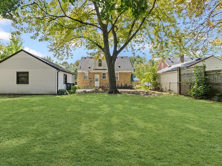 13710 Balfour St — Photo 18