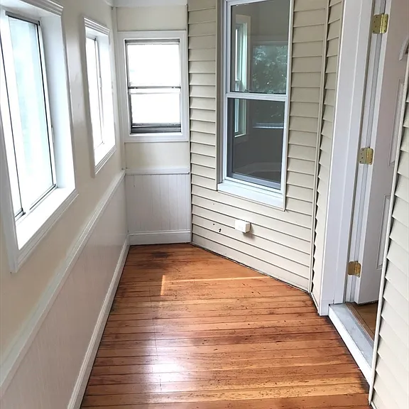 12 Henry St #2 — Photo 13