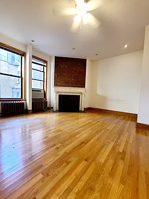 Rented by Abode Residential LLC | media 4