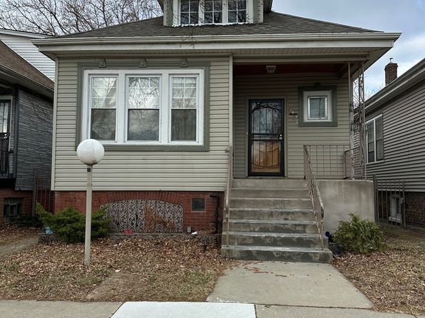 Property image for 8444 S Essex Ave, Chicago, IL 60617