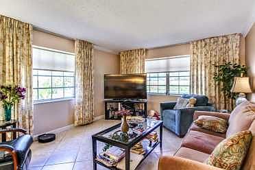 Home For Sale In Limetree